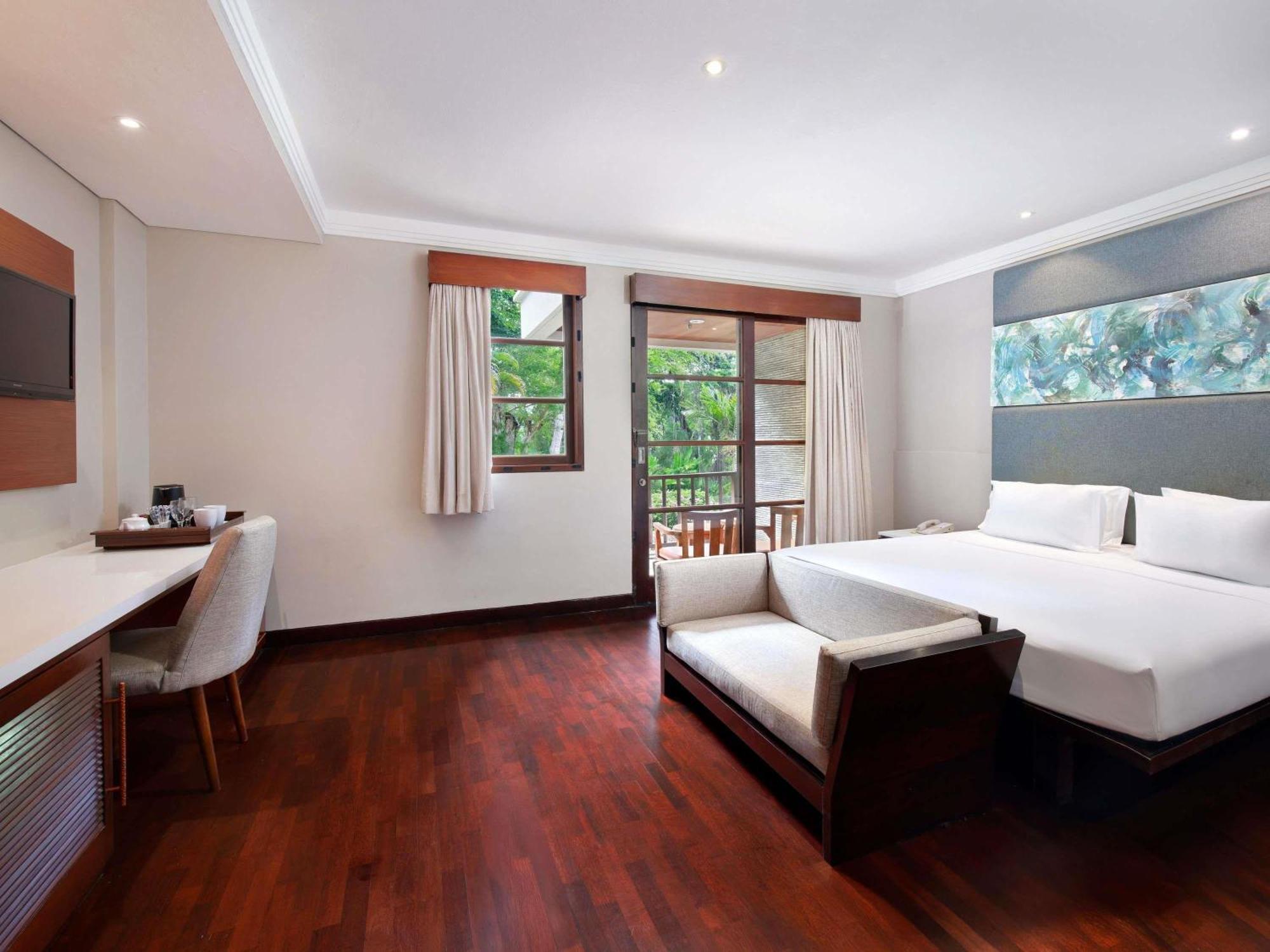Deluxe King Room Balcony View,1742623219:JPEG